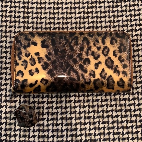 Leopard Print Double-Sided Wallet - Picture 1 of 6